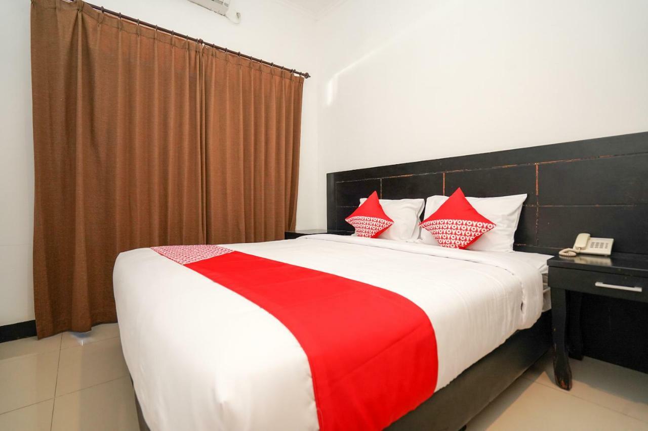 Oyo 969 Penginapan Darma I Surabaya Luaran gambar