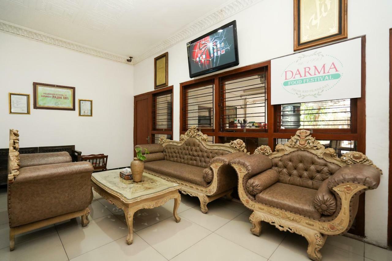 Oyo 969 Penginapan Darma I Surabaya Luaran gambar